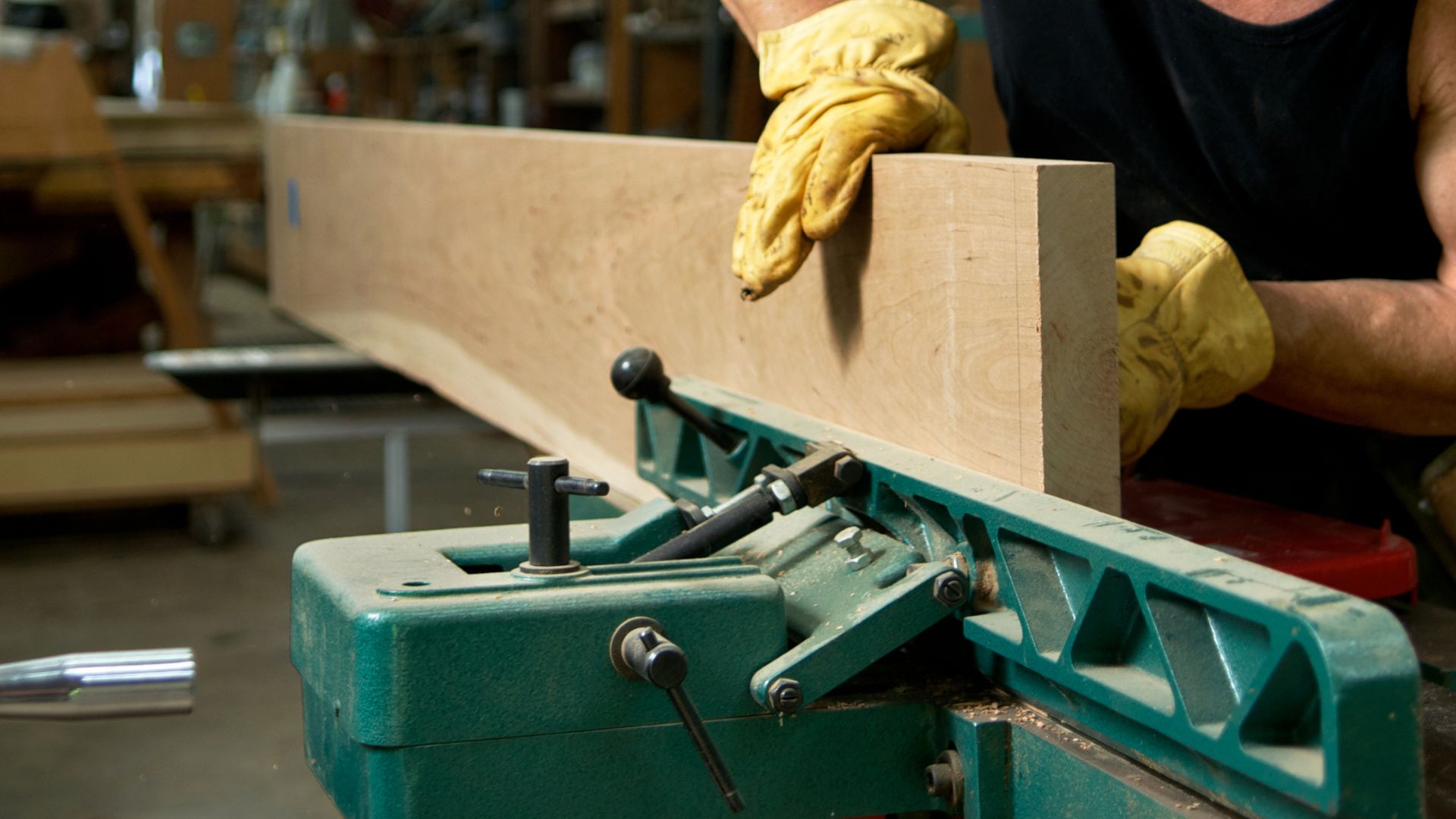 Dopasowane do pomieszczeń meble na wymiar w Warszawie